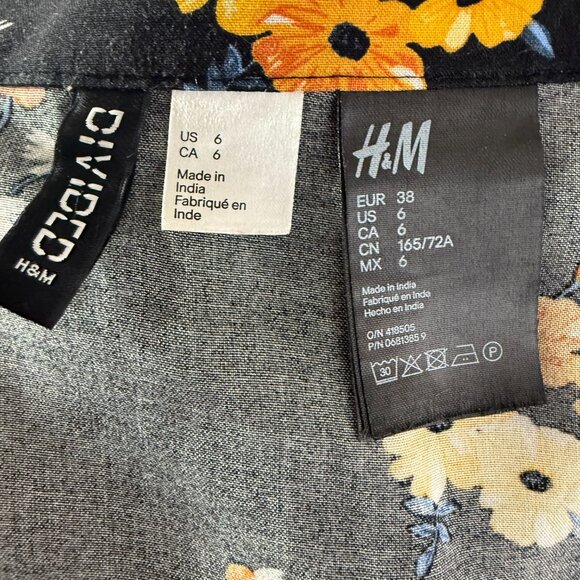 H&M | Black Wrap Skirt with Yellow Floral Pattern - 6 - Picture 9 of 9